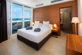 Best Western Maison B Hotel