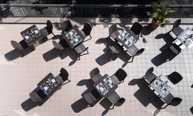 Club Meeting Hotel