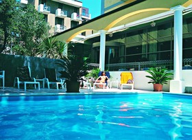Continental Family Hotel