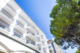 Continental Family Hotel