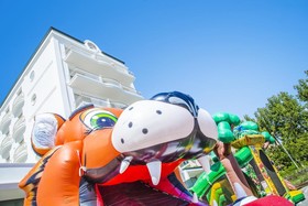 Continental Family Hotel
