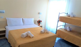 Hotel Corona
