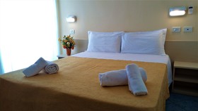 Hotel Corona