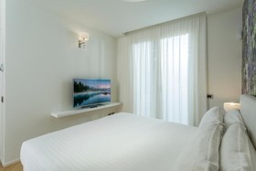Embassy Aparthotel