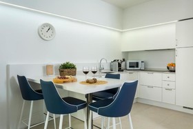 Embassy Aparthotel