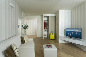 Embassy Aparthotel