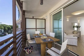 Embassy Aparthotel