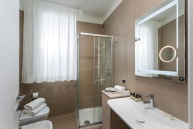 Embassy Aparthotel