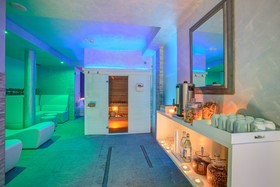 Ferretti Beach