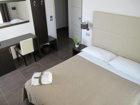 Gimmi Hotel