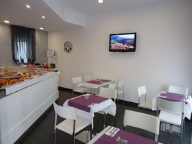 Gimmi Hotel