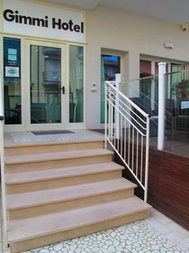 Gimmi Hotel