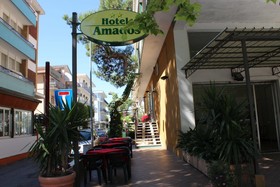 Hotel Amados