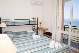 Hotel Gin