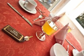 Hotel Little