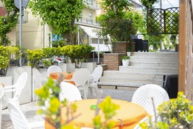 Hotel Mara