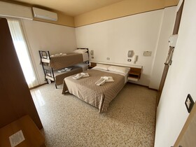 Hotel Nanni Garnì