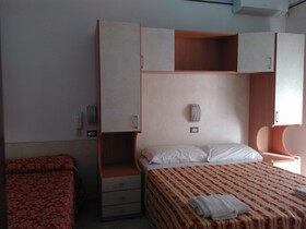Hotel Nanni Garnì