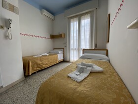 Hotel Nanni Garnì