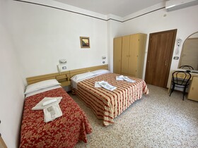 Hotel Nanni Garnì