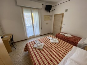 Hotel Nanni Garnì