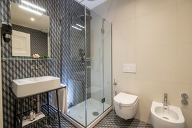 Le Rose Suite Hotel