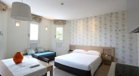 Le Rose Suite Hotel