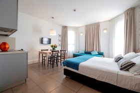 Le Rose Suite Hotel