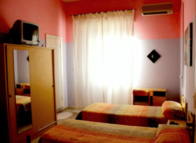 Global Hotel