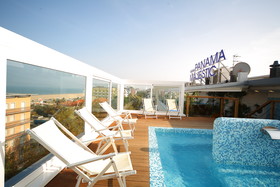 Panama Majestic