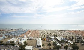 Remin Plaza