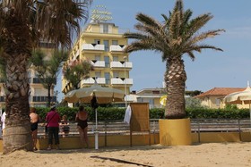 Remin Plaza