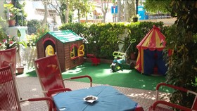 Hotel Urania