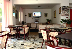 Hotel Urania