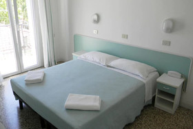 Hotel Urania