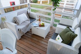 Club del Sole Stork Family Collection