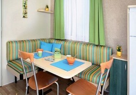 Club del Sole Stork Family Collection