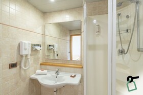 Hotel Terminal By Hotiday