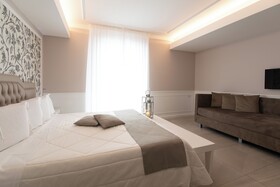 Bianco Riccio Suite Hotel