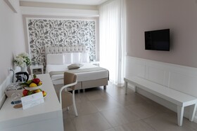 Bianco Riccio Suite Hotel