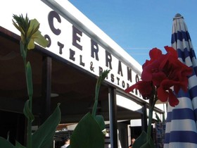 Hotel Cerrano