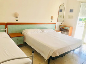 Hotel Adria Beach