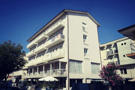 Hotel Adria Beach
