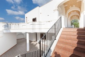 Villa Aura