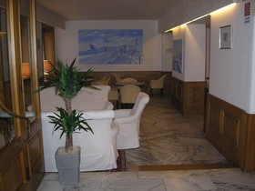 Hotel Bristol
