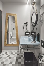 The Modernist Hotel