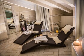 Victoria Apartments Letterario