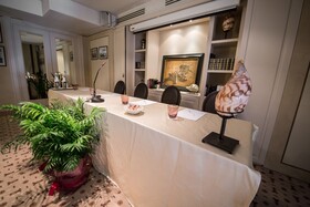 Victoria Apartments Letterario