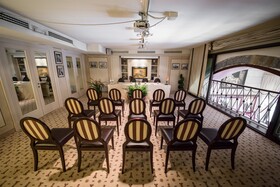Victoria Apartments Letterario
