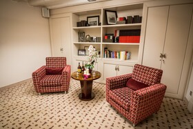 Victoria Apartments Letterario